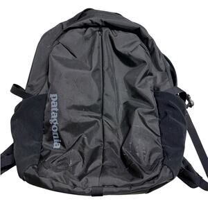 Patagonia Refugio Daypack 26L Black Backpack Back Laptop Sleeve DWR Finish
